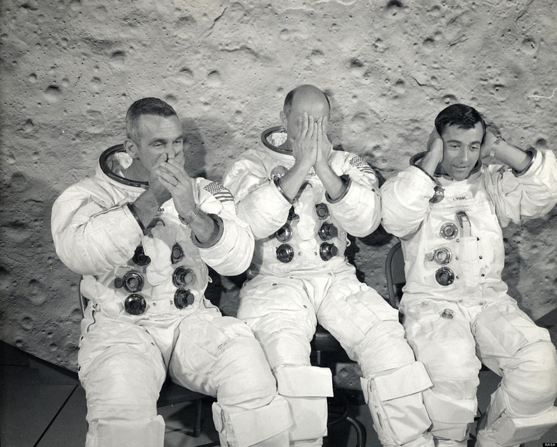 Illustration for article titled Astronauts: Pooping in Apollo Bags is so Bad We'd Rather Land Early